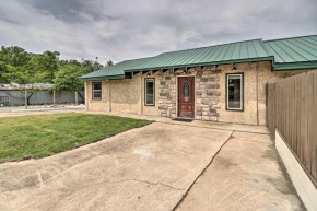 Norfolk Lake Home Boat Parking, Patio and BBQ!